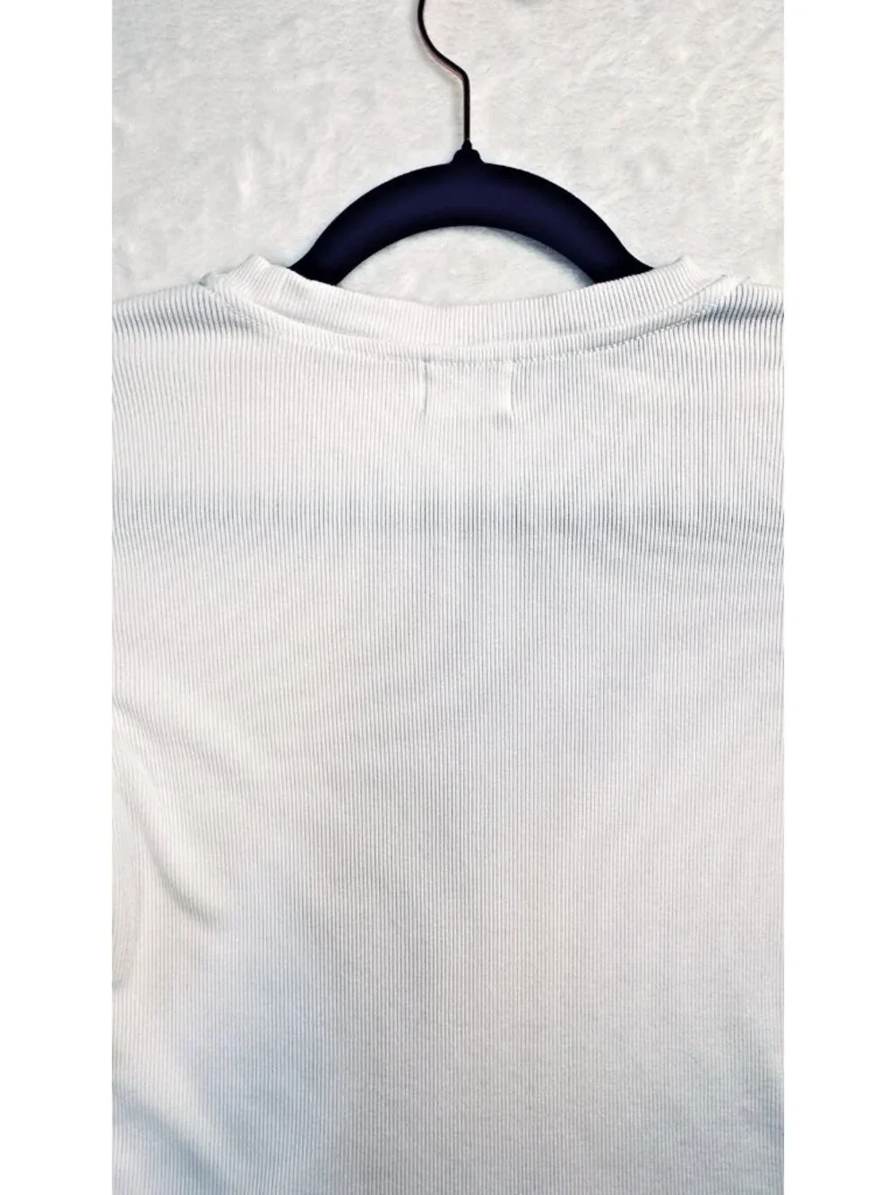 Aritzia Wilfred Free Ribbed Crop Top White XS Fitted Stretch Tee Coquette - Picture 6 of 8